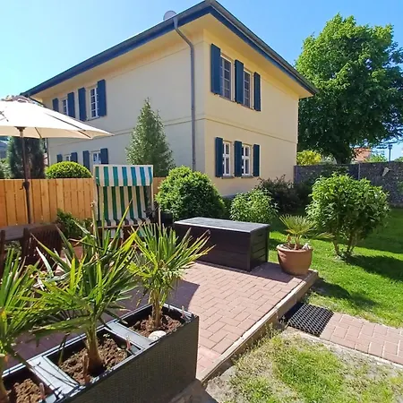 Bei Ziegers * Wustrow (Fischland)